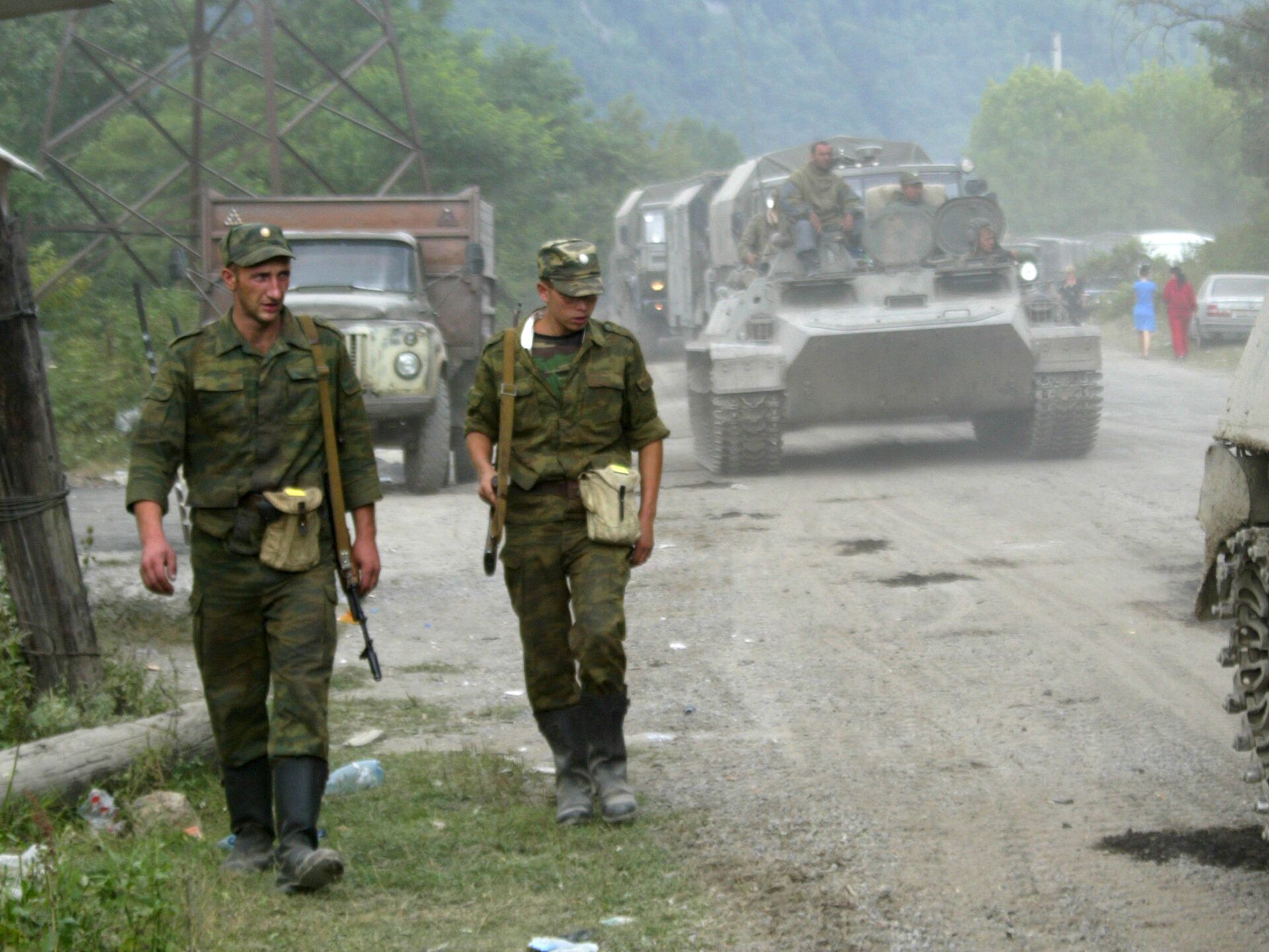 Южная осетия в 2008 году. Цхинвали 2008 грузинские солдаты.