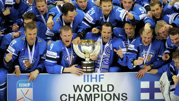 Сборная Финляндии стала чемпионом мира по хоккею, разгромив шведов