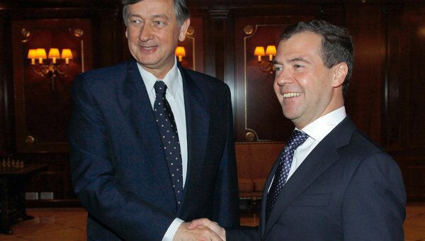 Президент РФ Д.Медведев с президентом Словении Д.Тюрком. Архив