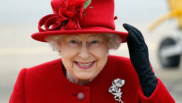 Елизавета II начинает исторический визит в Ирландию