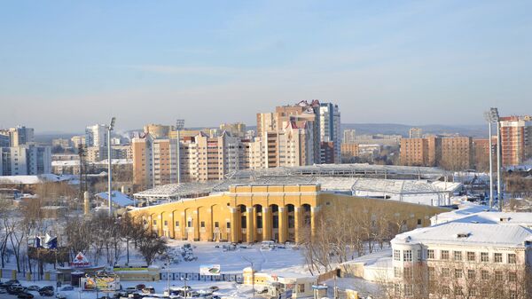 Реконструкция центрального стадиона в Екатеринбурге, архивное фото