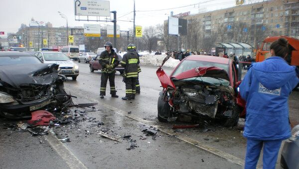 Акушер-гинеколог Ольга Александрина, невестка Веры Сидельниковой, находившаяся за рулем автомобиля Citroen, погибла на месте.