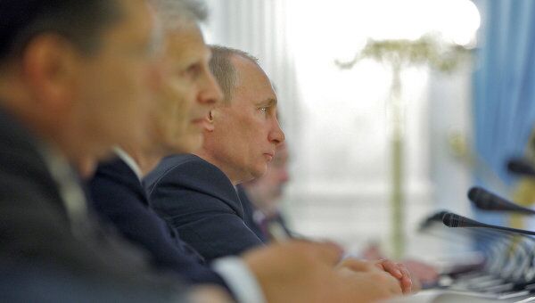Премьер-министр РФ Владимир Путин провел переговоры с президентом Австрии Хайнцем Фишером