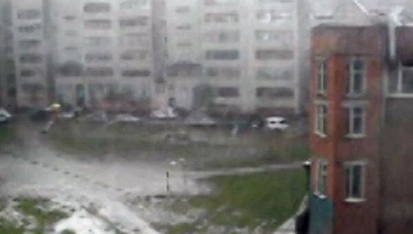 Первый весенний дождь обрушился на Бердск