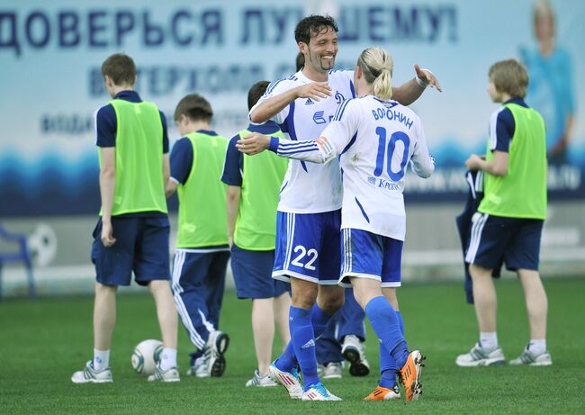 Кевин Кураньи и Андрей Воронин (на первом плане слева направо)