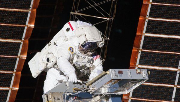 Выход астронавтов NASA в открытый космос