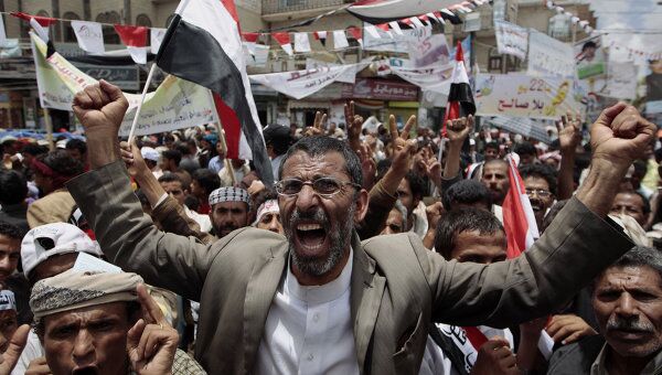 Антиправительственные демонстрации с требованием свержения президента Йемена  Али  Абдаллы  Салеха  в  Сане  