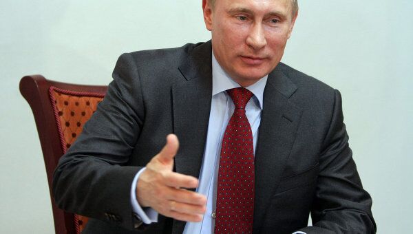 Премьер-министр РФ Владимир Путин встретился с представителями псковских областных общественных организаций