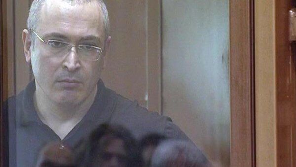 Защита Ходорковского просит суд отменить приговор и прекратить дело