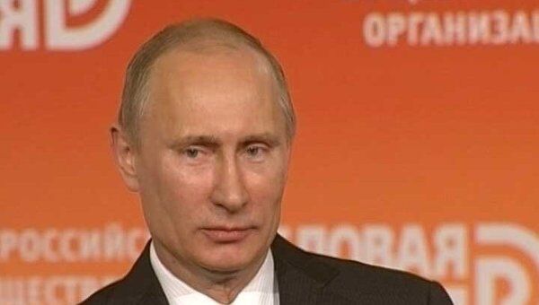 Путин выступает за обдуманное снижение ставки страховых взносов