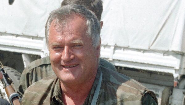 Экс-командующий армией боснийских сербов Ратко Младич, 1995 г.