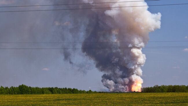 Пожар и взрывы в воинской части в Башкирии