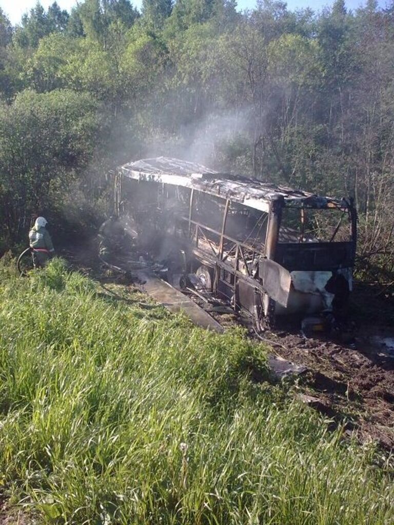 ДТП с участием рейсового автобуса МАН и автомобиля Вольво в Тверской области 