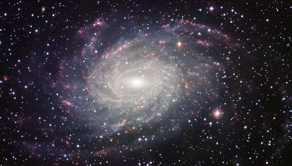 Астрономы из Европейской южной обсерватории изучили и запечатлели галактику NGC 6744