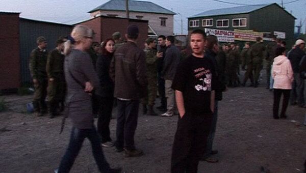 Эвакуация жителей после взрыва боеприпасов на военном арсенале в Удмуртии