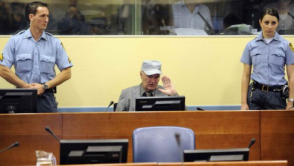 Ратко Младич в здании суда МТБЮ