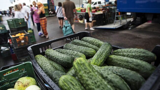 Продажа овощей на одном из рынков Испании