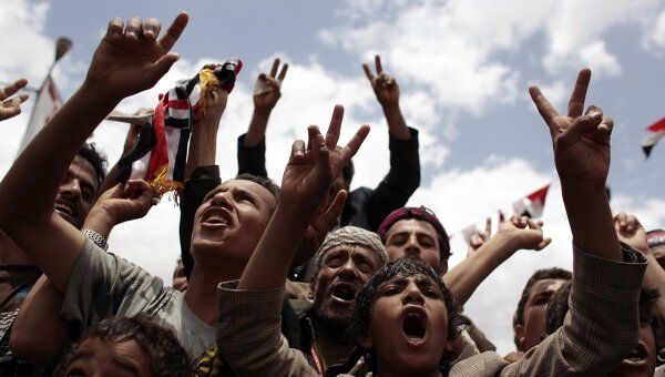 Демонстранты в Йемене