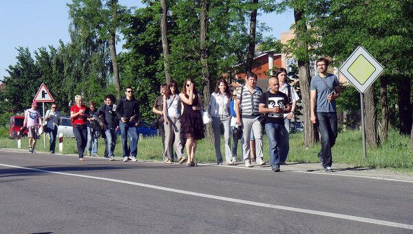 Журналисты, пришедшие к резиденции Януковича