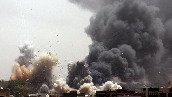 Авиация НАТО возобновила бомбардировки по ливийской столице