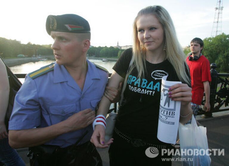 Акции Стоп бензин против повышения цен на топливо прошла в Минске