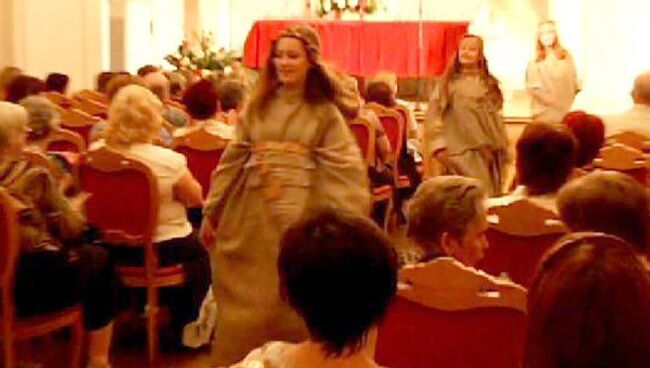 Передовиков легкой промышленности Вологды  наградили дипломами 