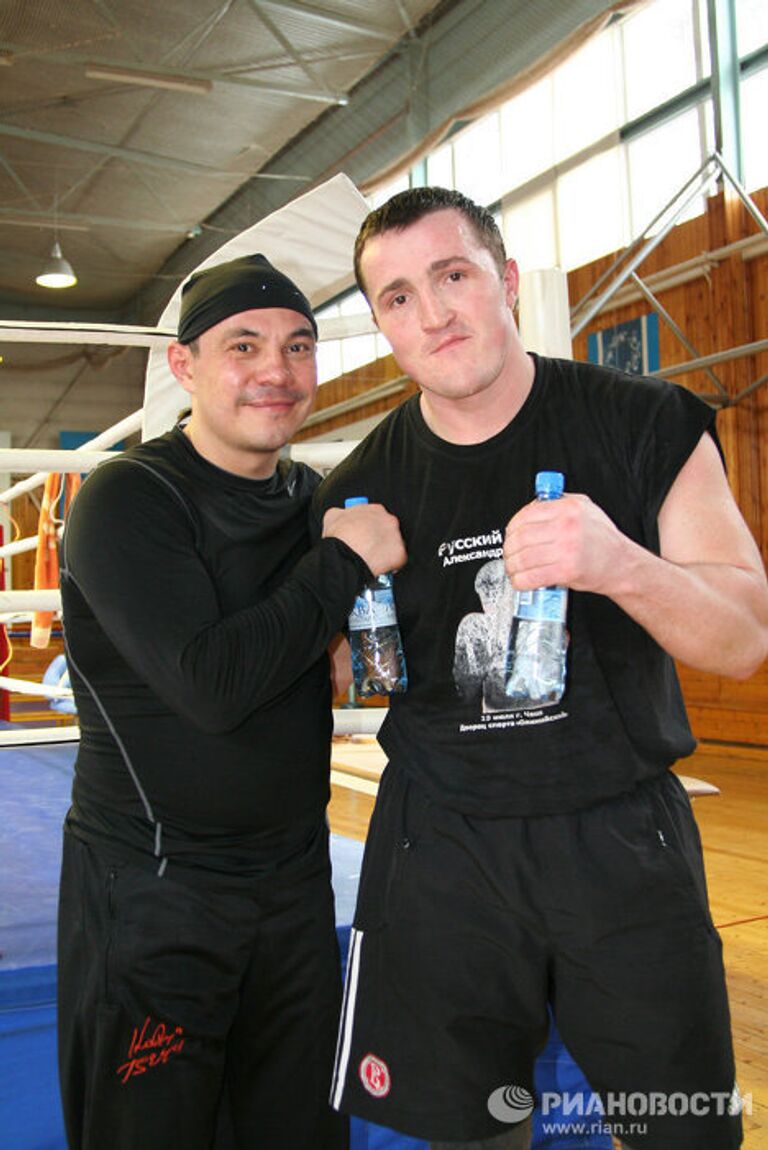 Константин Цзю и Денис Лебедев (слева направо)
