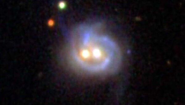 Астрономы обнаружили улыбающуюся галактику 