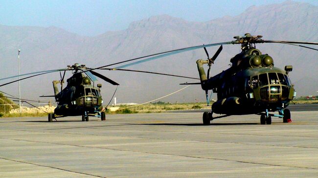 Вертолетный парк ВВс Афганистана . Вертолеты Ми-17 российского производства. Архивное фото