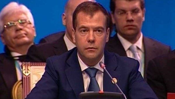 Медведев высказался за более тесное сотрудничество Афганистана с ШОС