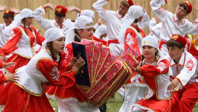 Традиционный праздник Сабантуй. Архив