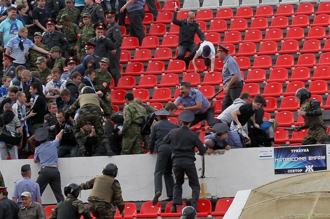 Беспорядки болельщиков Зенита