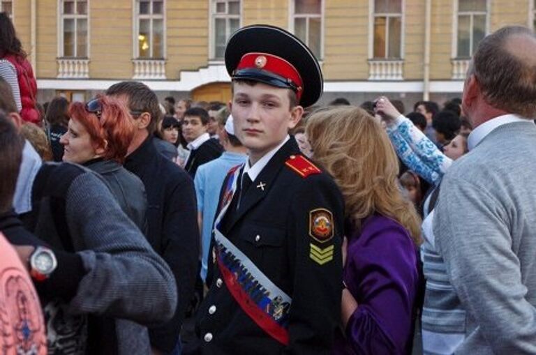 В Петербурге прошла ночь Алых Парусов, ежегодного праздника 