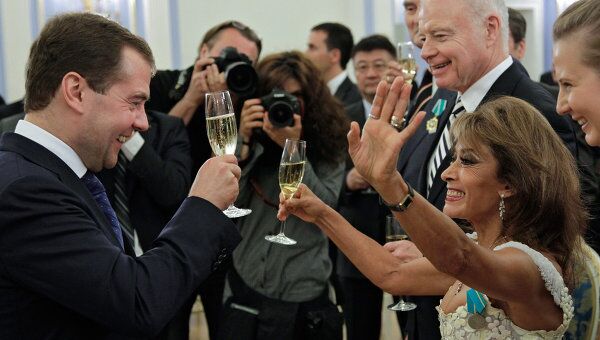 Президент РФ Д.Медведев вручил Государственные награды иностранным гражданам