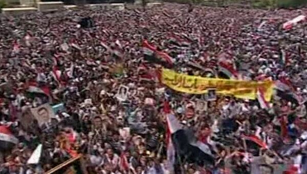 Сотни тысяч сирийцев вышли на улицы Дамаска в поддержку режима Асада