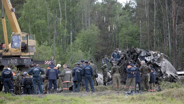 Ситуация на месте крушения самолета Ту-134 под Петрозаводском