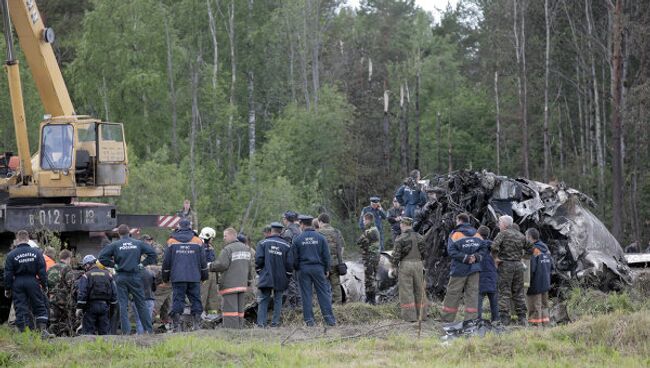 Ситуация на месте крушения самолета Ту-134 под Петрозаводском