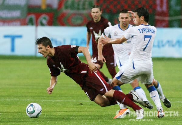 Игровой момент матча Рубин - Волга