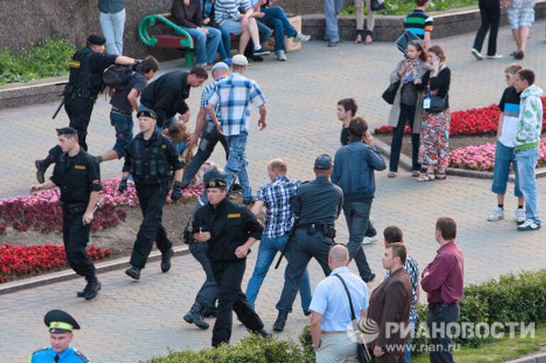 Акция белорусской оппозиции Революция через социальную сеть в Минске