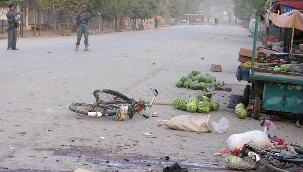 На месте взрыва в северной афганской провинции Кундуз