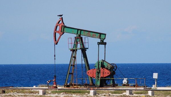 Нефтяные скважины близ района Бока де Харуко