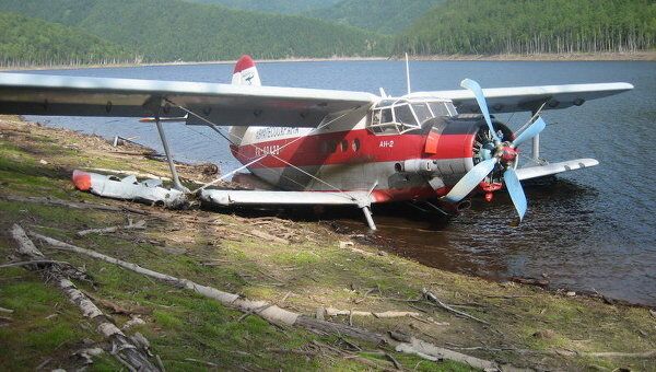 Самолет Ан-2 совершил 24 июня аварийную посадку в Приамурье