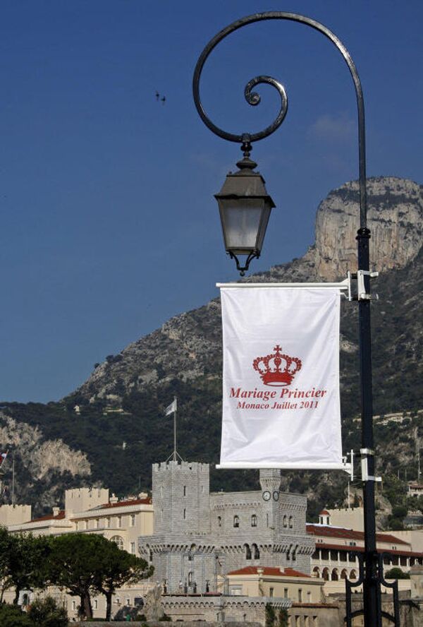 Подготовка к свадьбе князя Альбера II и Шарлен Уиттсток в Монако