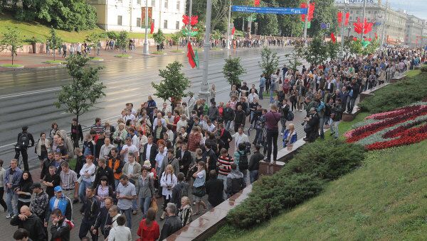 ия белорусской оппозиции Революция через социальную сеть в Минске в конце июня