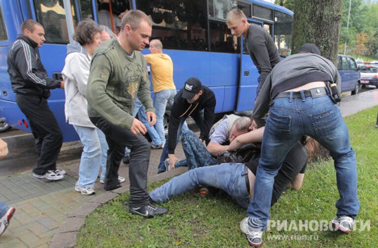 Несанкционированная акция протеста движения Революция через социальные сети в Минске