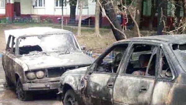 Восемь машин сгорели на юго-западе Москвы