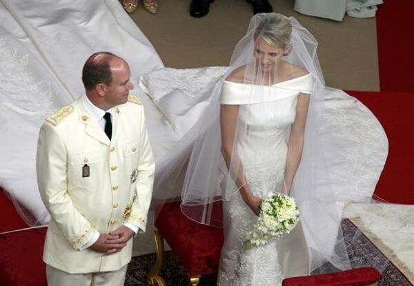 Князь Альбер II и княгиня Шарлен обвенчались в Монако