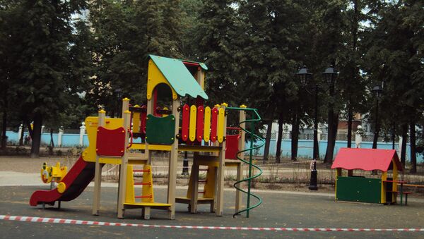 Детская площадка. Архивное фото