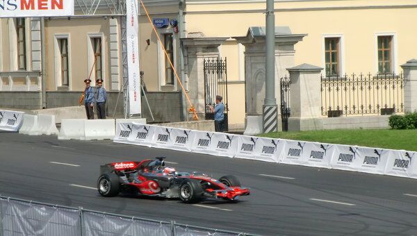 Заезд болидов Формулы-1 пройдет в центре Москвы 17 июля