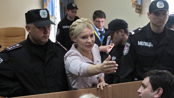 Экс-премьер Юлия Тимошенко в зале Печерского суда